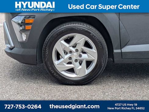 Used 2024 Hyundai Kona SE FWD image 10