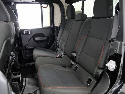 Used 2020 Jeep Gladiator Rubicon AWD/4WD image 19