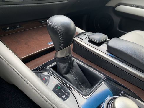 Used 2013 Lexus GS 350 w/ Premium Pkg RWD image 26