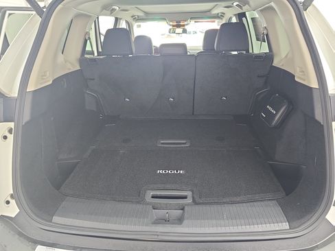 Certified 2023 Nissan Rogue SL AWD/4WD image 12