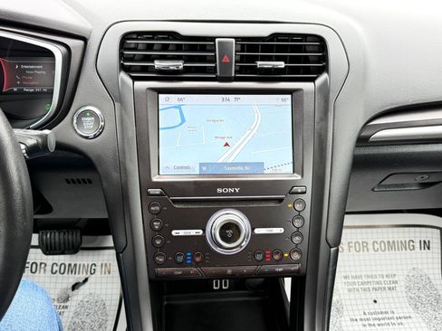 Used 2019 Ford Fusion Energi Titanium image 21