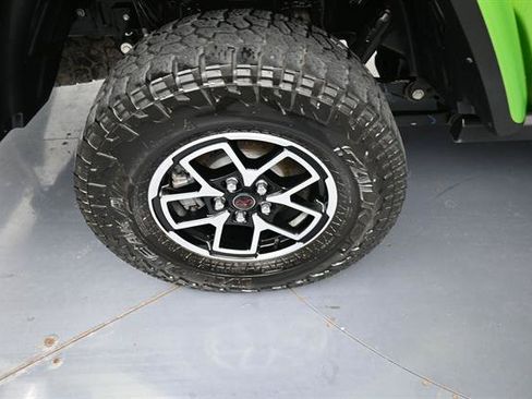 Used 2025 Jeep Gladiator Rubicon AWD/4WD image 20