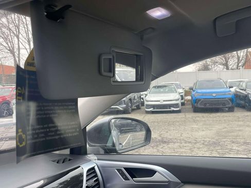 New 2026 Volkswagen Taos SE image 30