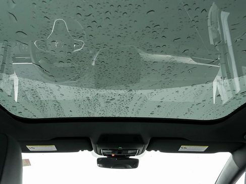 Certified 2023 Volkswagen ID.4 S image 4