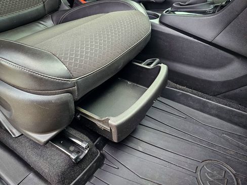 Used 2018 Buick Encore Preferred image 41