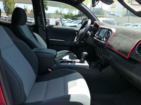 Used 2023 Toyota Tacoma TRD Off-Road RWD image 27
