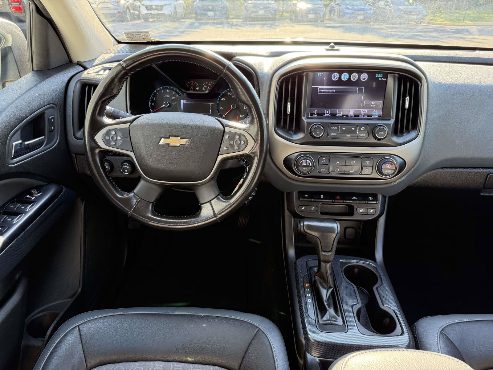 Used 2017 Chevrolet Colorado Z71 AWD/4WD image 8