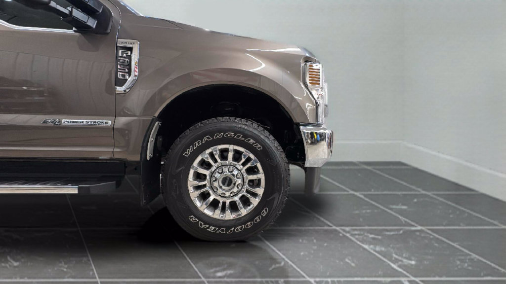 Used 2022 Ford F350 Lariat w/ Lariat Ultimate Package AWD/4WD image 53