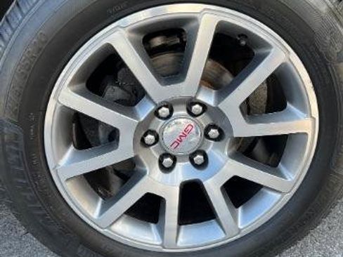 Used 2015 GMC Yukon Denali w/ Premium Package AWD/4WD image 64
