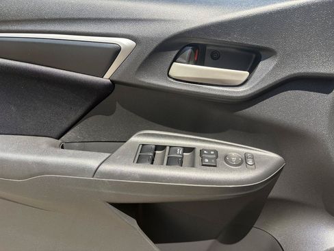 Used 2016 Honda Fit LX image 12