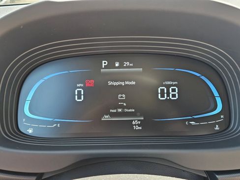 Used 2025 Hyundai Venue SE image 18