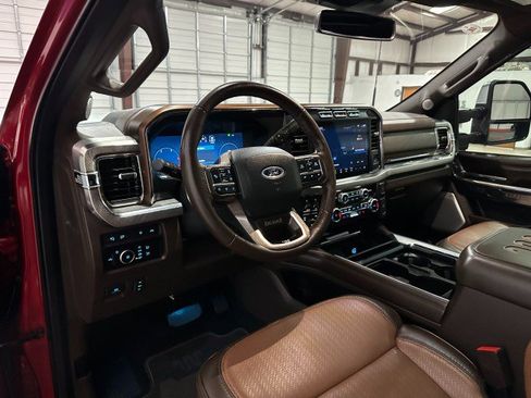 Used 2024 Ford F250 King Ranch w/ Chrome Package image 37