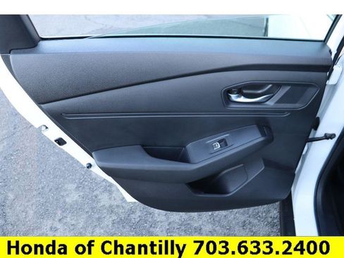 Certified 2025 Honda Accord SE image 25