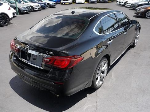 Used 2018 INFINITI Q70 L 3.7 AWD/4WD image 15