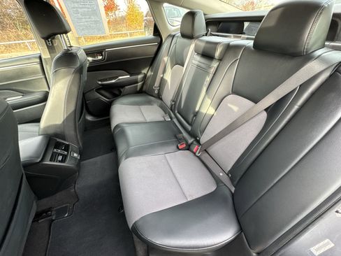 Used 2018 Honda Clarity Plug-In Hybrid image 22