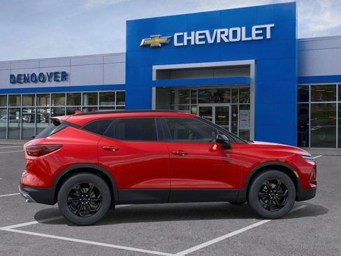 New 2025 Chevrolet Blazer LT w/ Midnight/Sport Edition AWD/4WD image 5