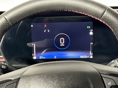 Used 2024 Chevrolet Trax RS w/ Sunroof Package image 40