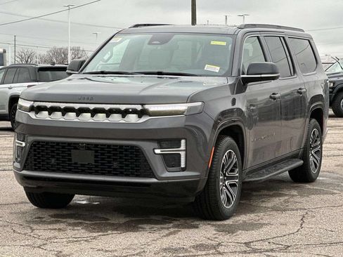 New 2026 Jeep Grand Wagoneer L 4WD w/ Premium Group I image 5