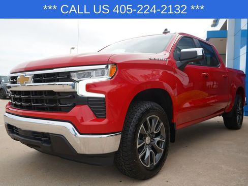 Used 2023 Chevrolet Silverado 1500 LT AWD/4WD image 4