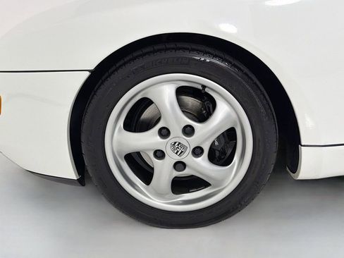 Used 1992 Porsche 968 Cabriolet RWD image 32