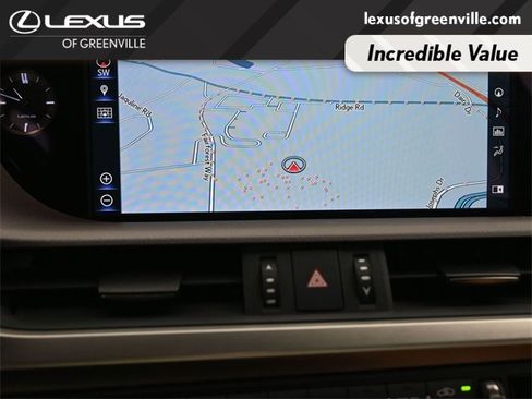 Used 2019 Lexus ES 300h image 17