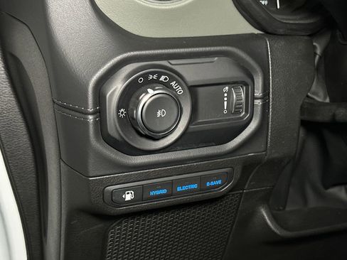 Used 2024 Jeep Wrangler High Altitude AWD/4WD image 21