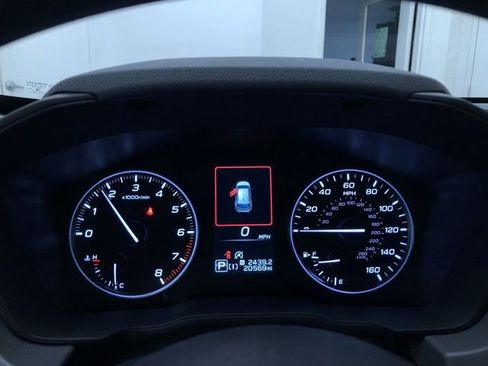 Used 2024 Subaru Crosstrek 2.0i Premium image 31