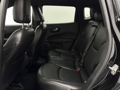 Used 2021 Jeep Compass Latitude w/ Driver Assistance Group FWD image 23