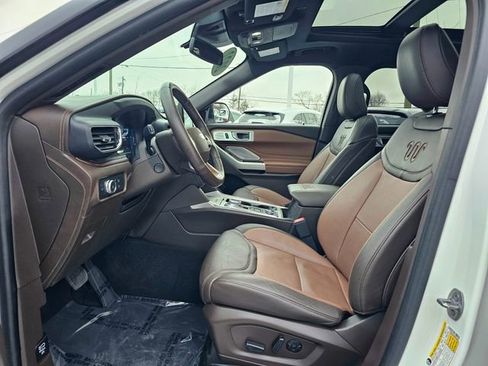 Used 2022 Ford Explorer King Ranch w/ Premium Technology Package AWD/4WD image 21
