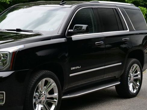 Used 2020 GMC Yukon Denali AWD/4WD image 32