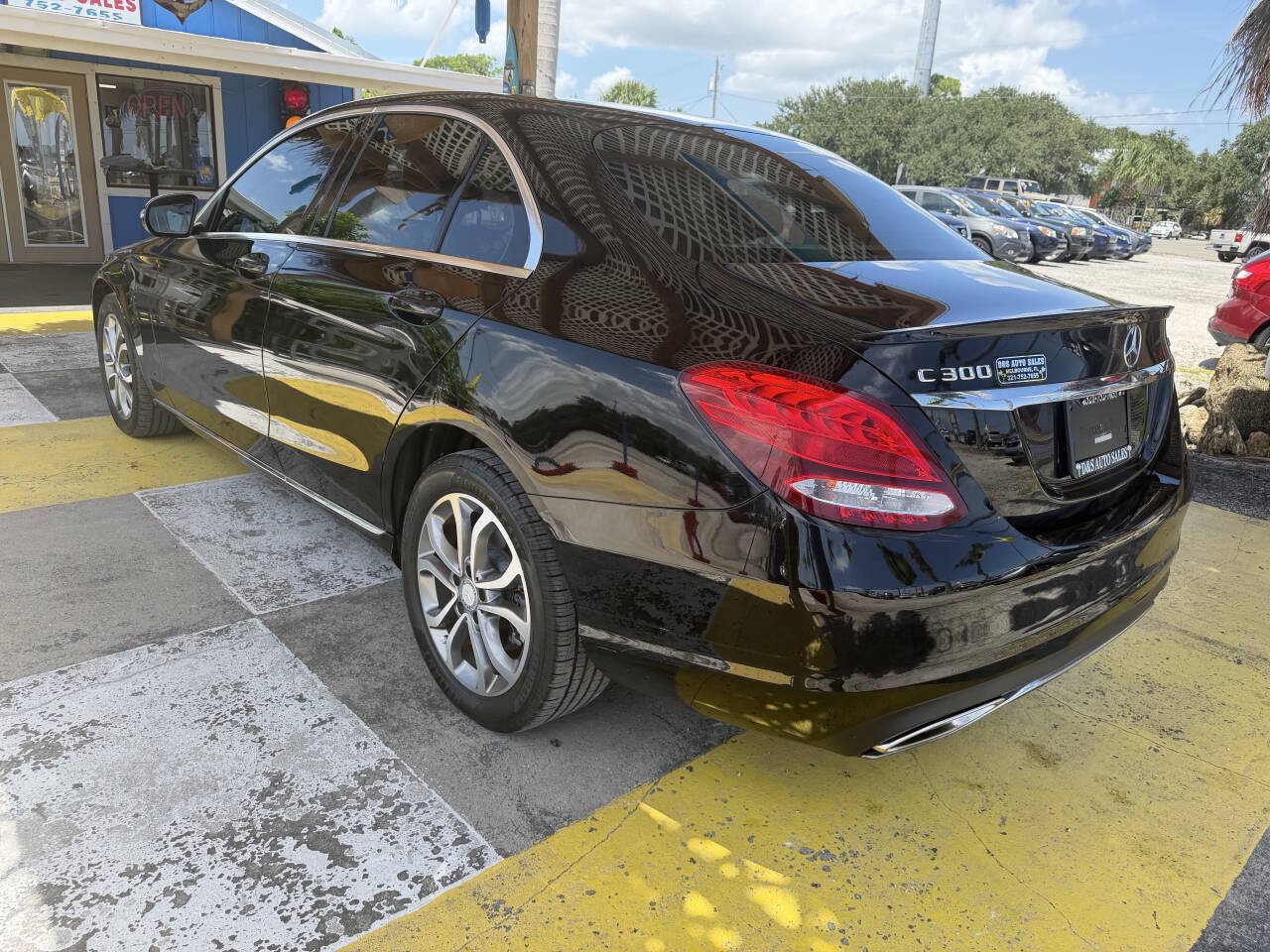 Used 2016 Mercedes-Benz C 300 4MATIC Sedan image 7