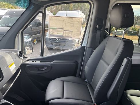 New 2026 Mercedes-Benz Sprinter 2500 image 37