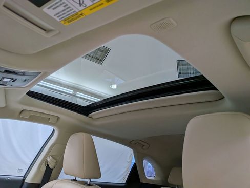 Used 2022 Lexus RX 350 AWD w/ Premium Package image 17