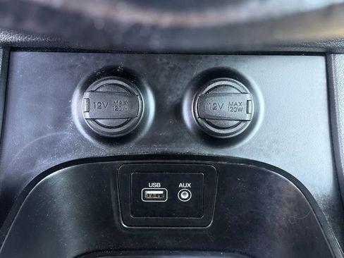 Used 2017 Hyundai Santa Fe Sport image 20