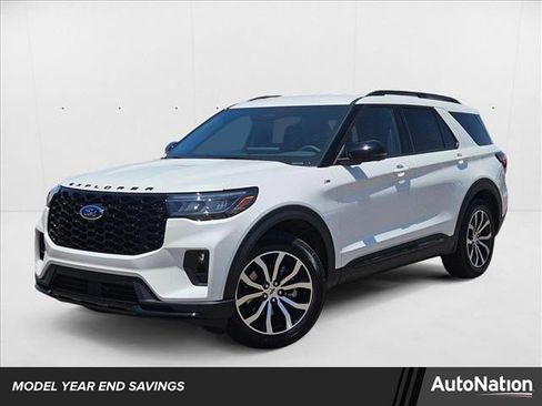New 2025 Ford Explorer ST-Line image 1
