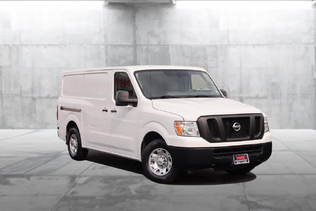 Used 2018 Nissan NV 2500 SV w/ Navigation Package RWD image 2