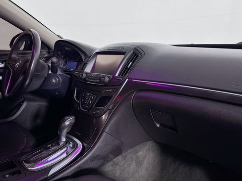 Used 2016 Buick Regal image 28