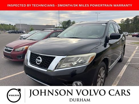 Used 2015 Nissan Pathfinder SL w/ SL Tech Package image 8
