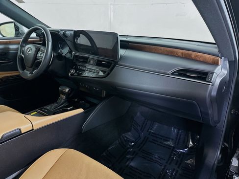 Certified 2025 Lexus ES 300h F Sport image 27