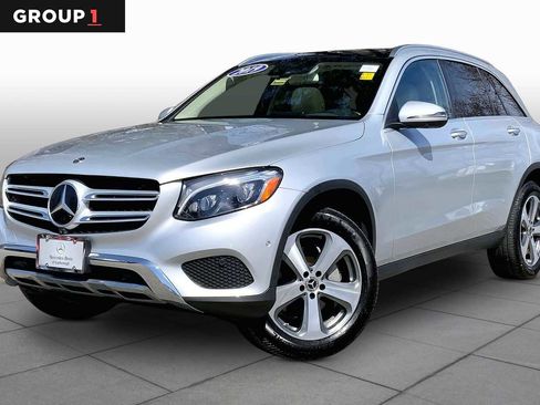 Used 2019 Mercedes-Benz GLC 300 4MATIC image 1