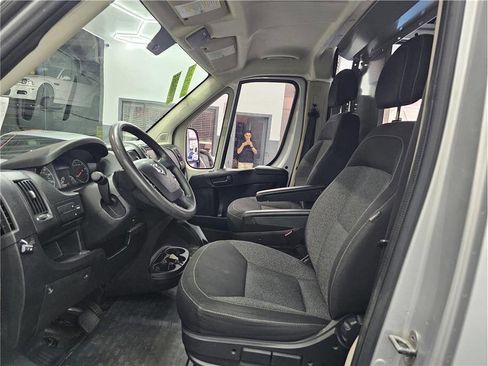 Used 2015 RAM ProMaster 2500 FWD image 11