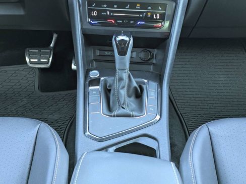 Certified 2024 Volkswagen Tiguan SE R-Line image 23