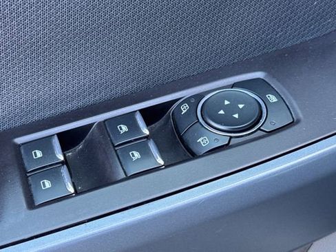 Used 2023 Ford F150 XLT image 12