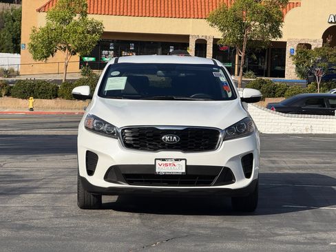Used 2020 Kia Sorento FWD V6 image 8