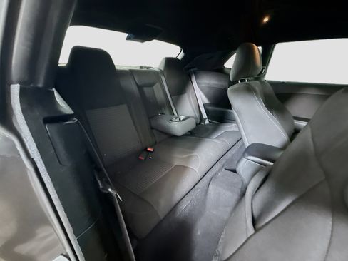 Used 2022 Dodge Challenger SXT RWD image 26