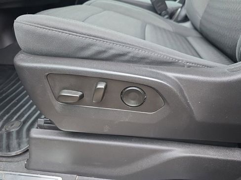 Used 2023 Chevrolet Silverado 1500 LT image 12