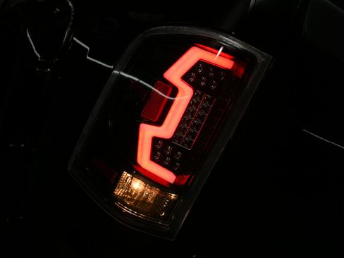 Used 2014 Chevrolet Silverado 2500 LTZ w/ LTZ Plus Package image 17