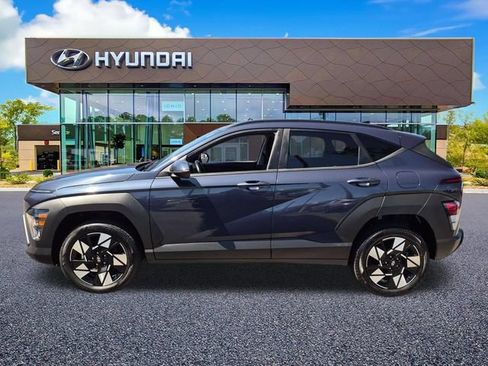 Used 2025 Hyundai Kona SEL AWD/4WD image 4
