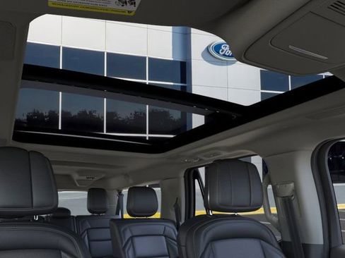 New 2025 Lincoln Navigator L Reserve image 44