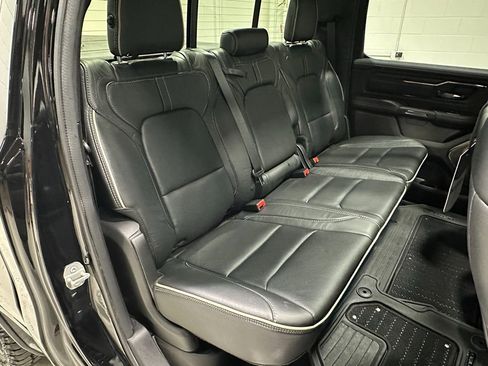 Used 2024 RAM 1500 Limited AWD/4WD image 17